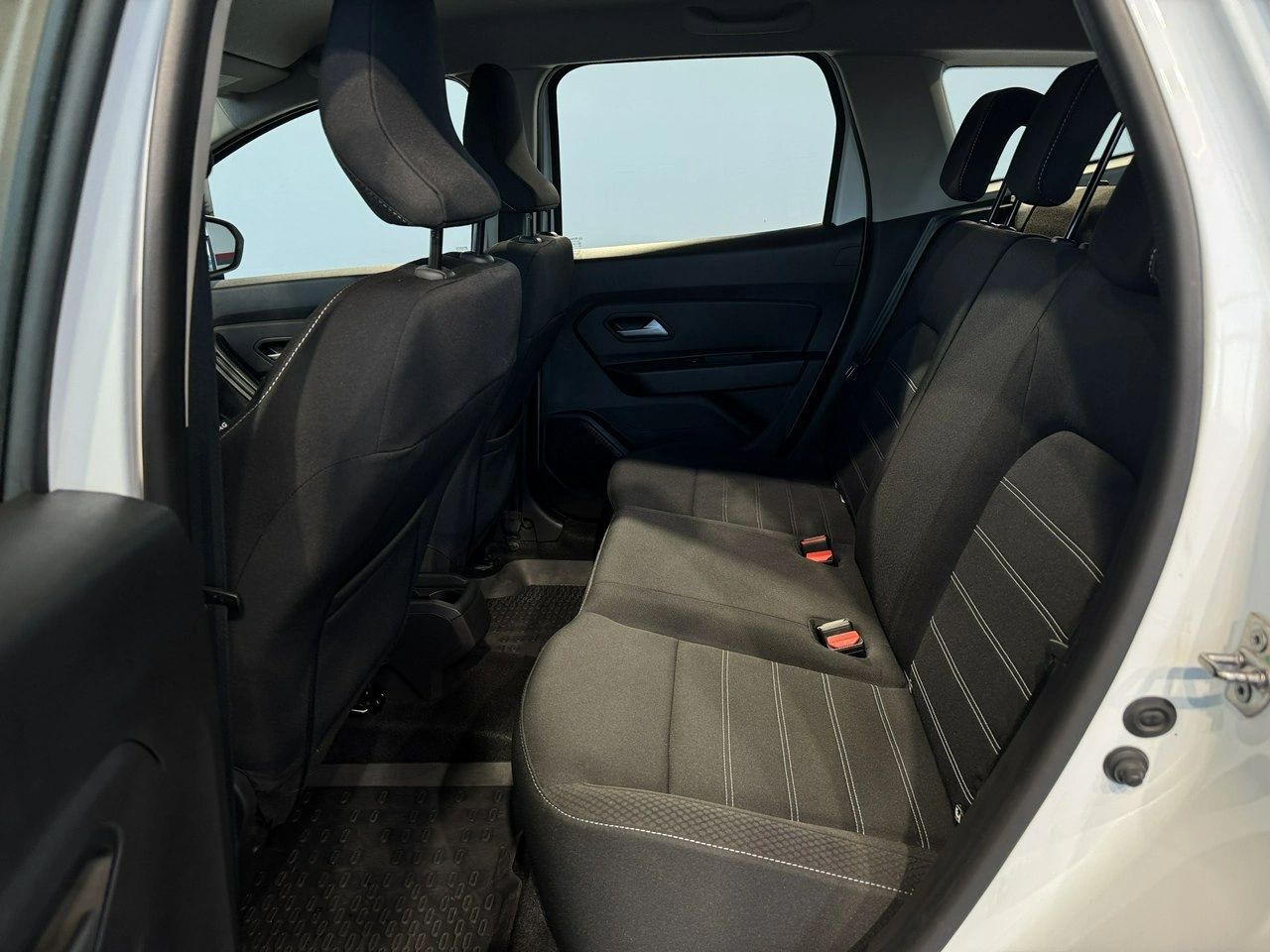 Dacia Duster - Zdjęcie 14