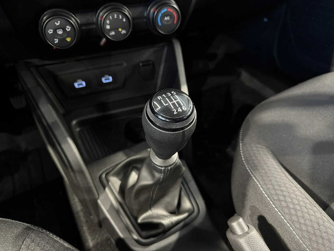 Dacia Duster - Zdjęcie 25