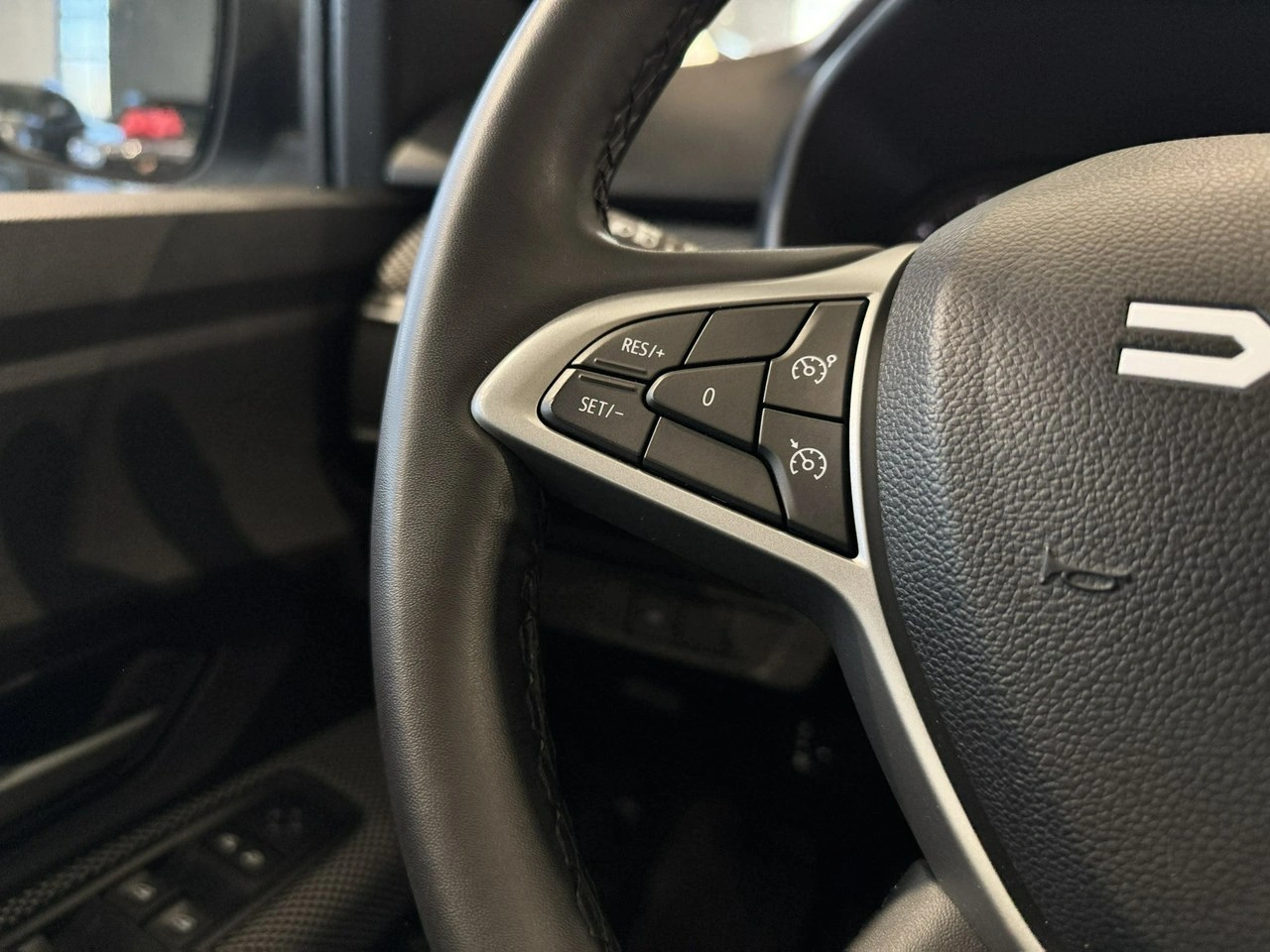 Dacia Sandero - Zdjęcie 16