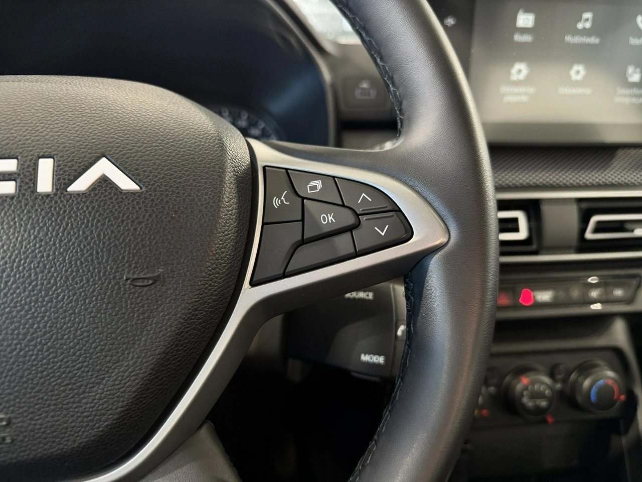 Dacia Sandero - Zdjęcie 17