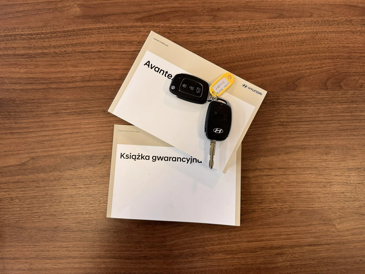 Hyundai Elantra - Zdjęcie 23