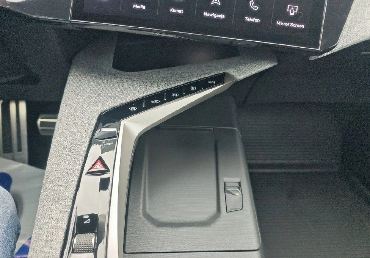 Peugeot 5008 - Zdjęcie 25