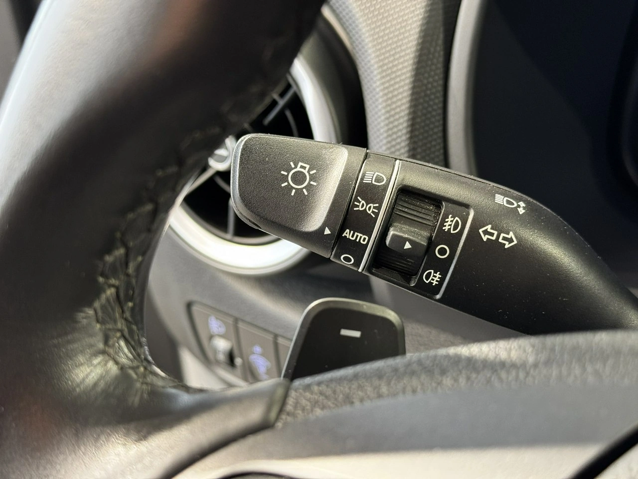 Hyundai Kona - Zdjęcie 13