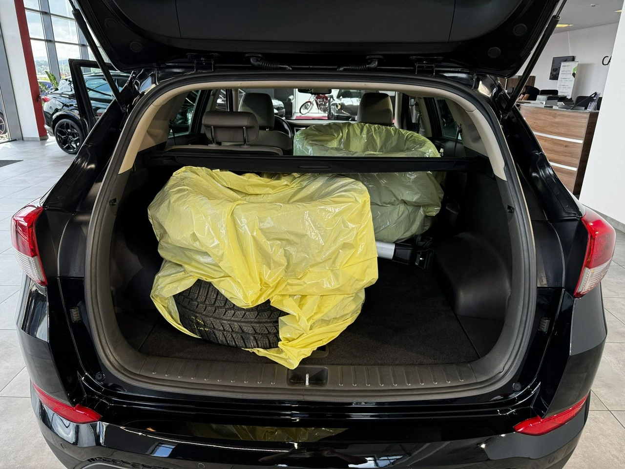 Hyundai Tucson - Zdjęcie 9