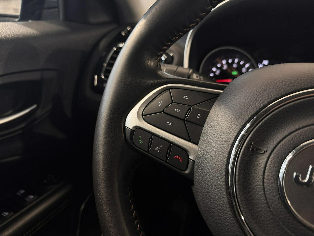 Jeep Compass - Zdjęcie 18