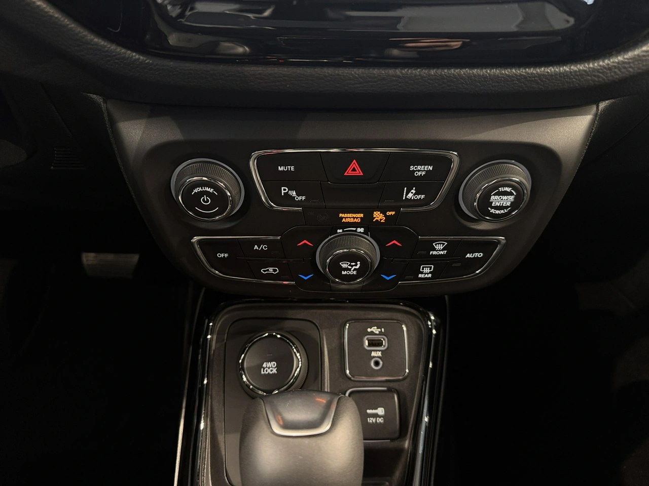 Jeep Compass - Zdjęcie 22