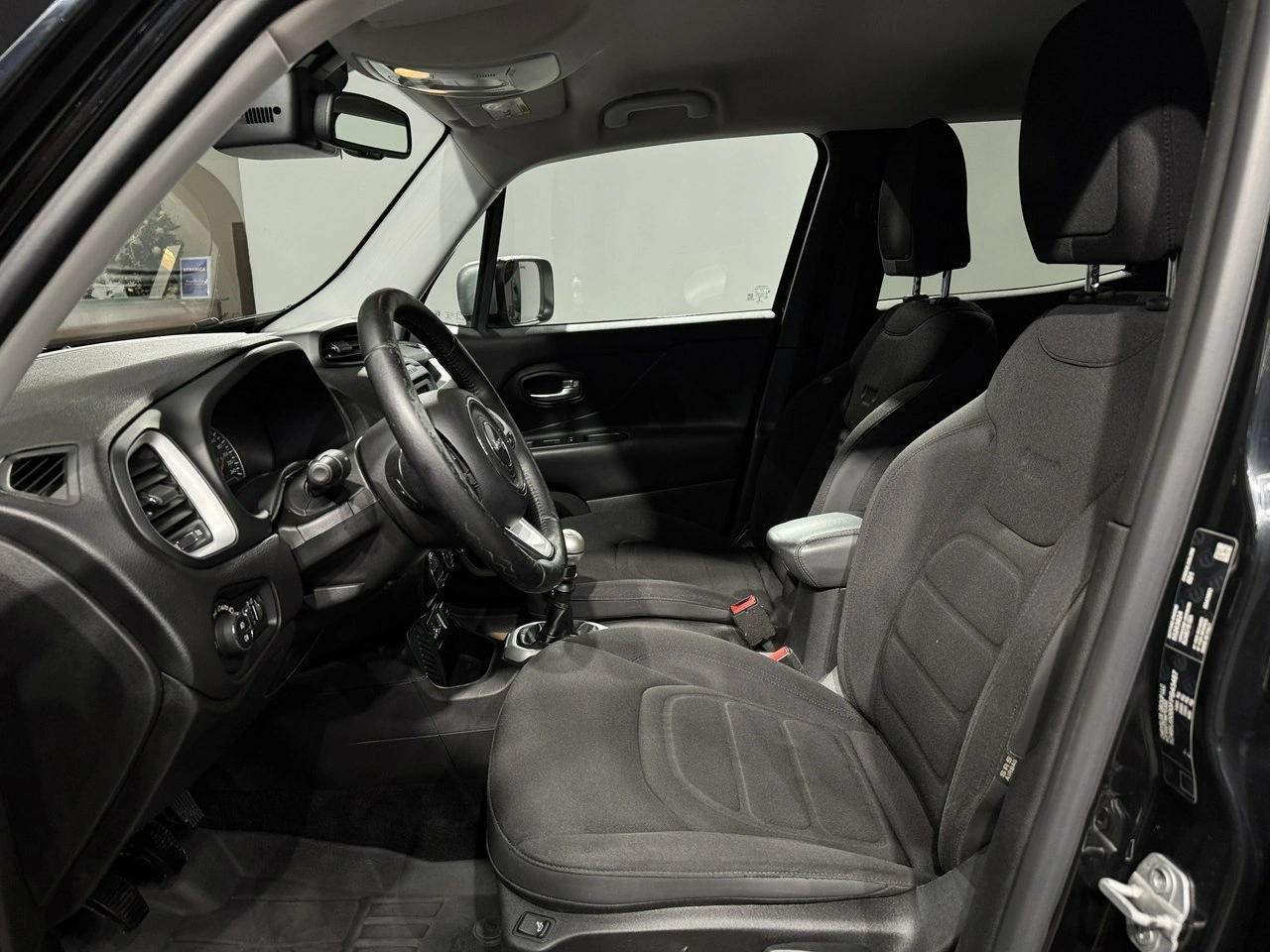 Jeep Renegade - Zdjęcie 11