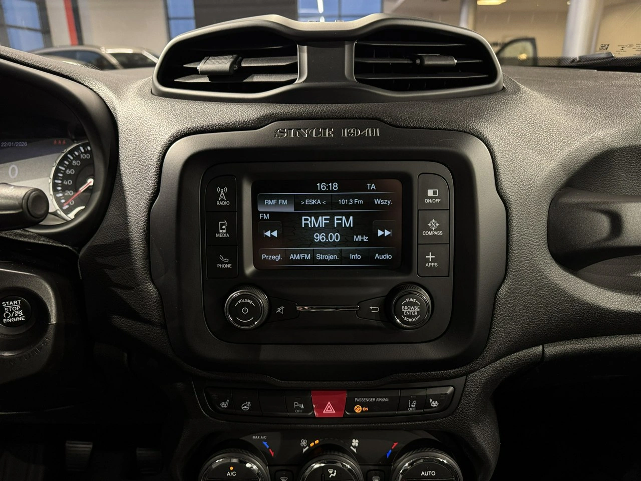 Jeep Renegade - Zdjęcie 20