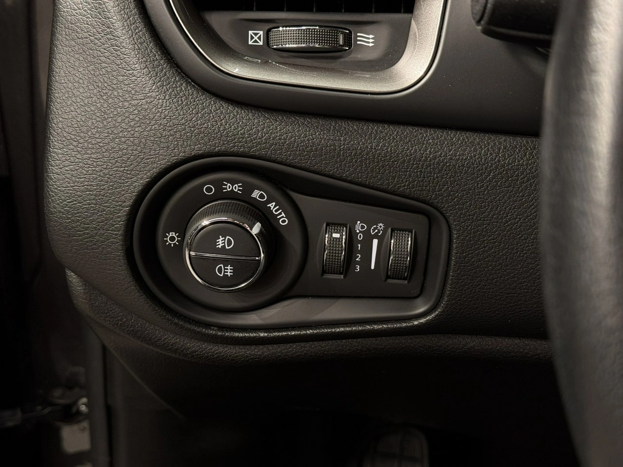 Jeep Renegade - Zdjęcie 13