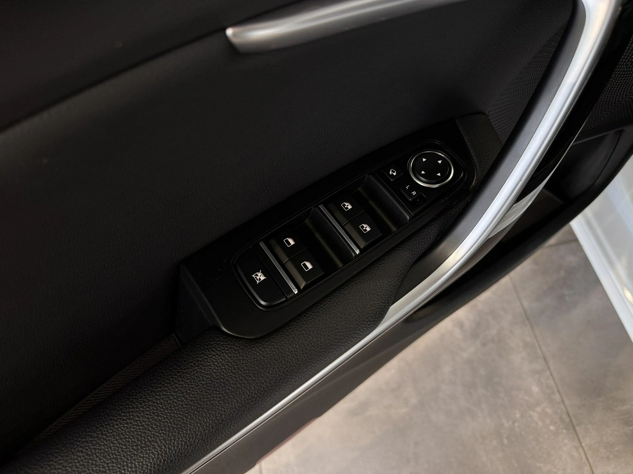 Kia Ceed - Zdjęcie 17