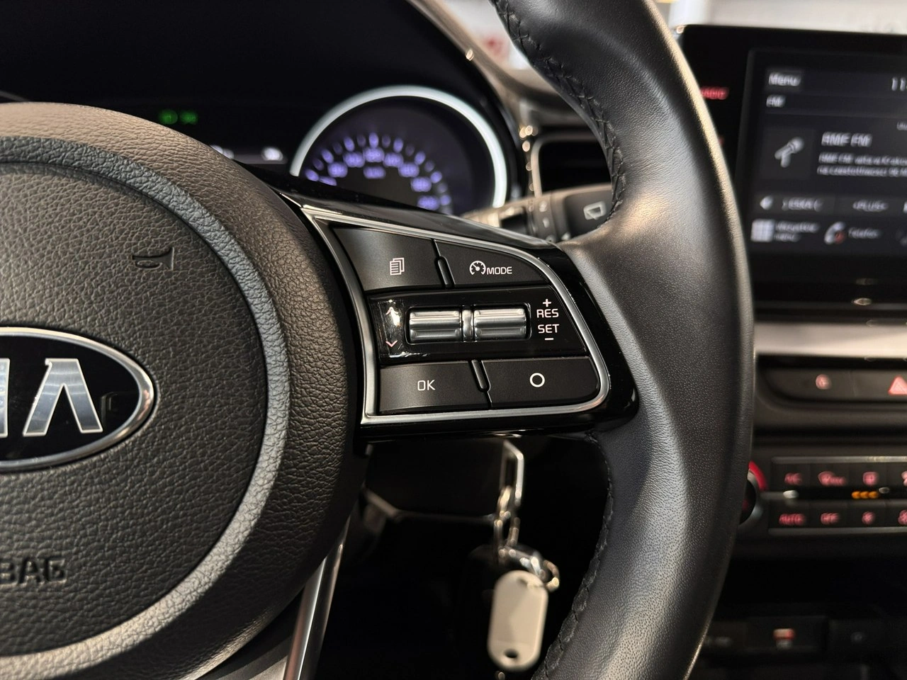 Kia Ceed - Zdjęcie 21