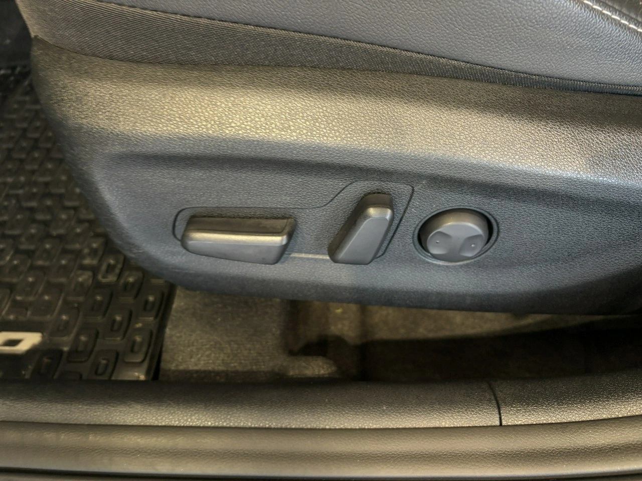 Kia Niro - Zdjęcie 16