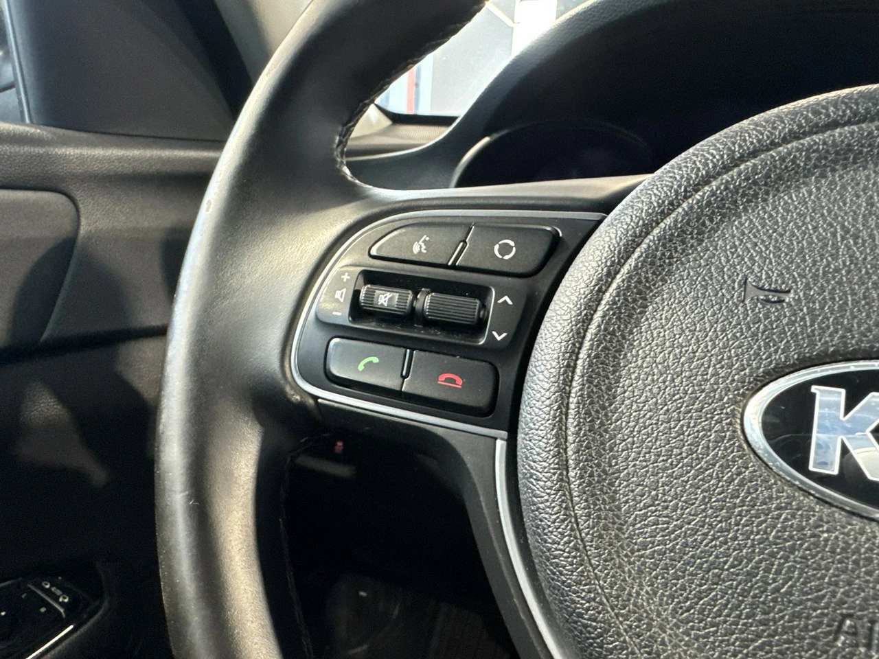 Kia Optima - Zdjęcie 17