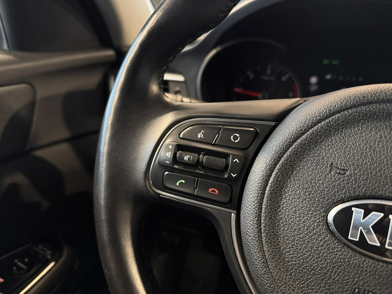 Kia Optima - Zdjęcie 22