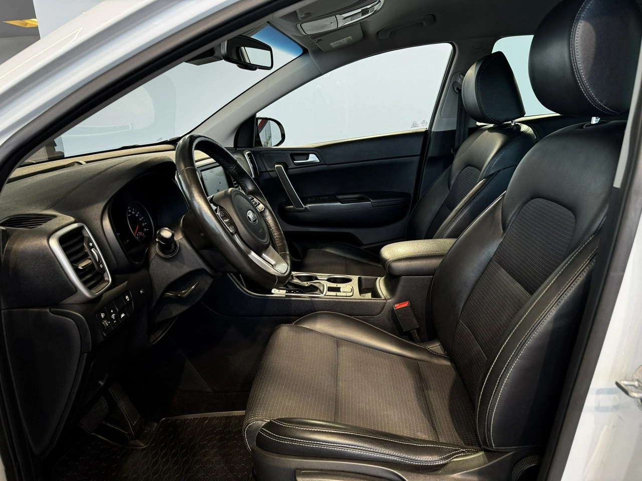 Kia Sportage - Zdjęcie 15