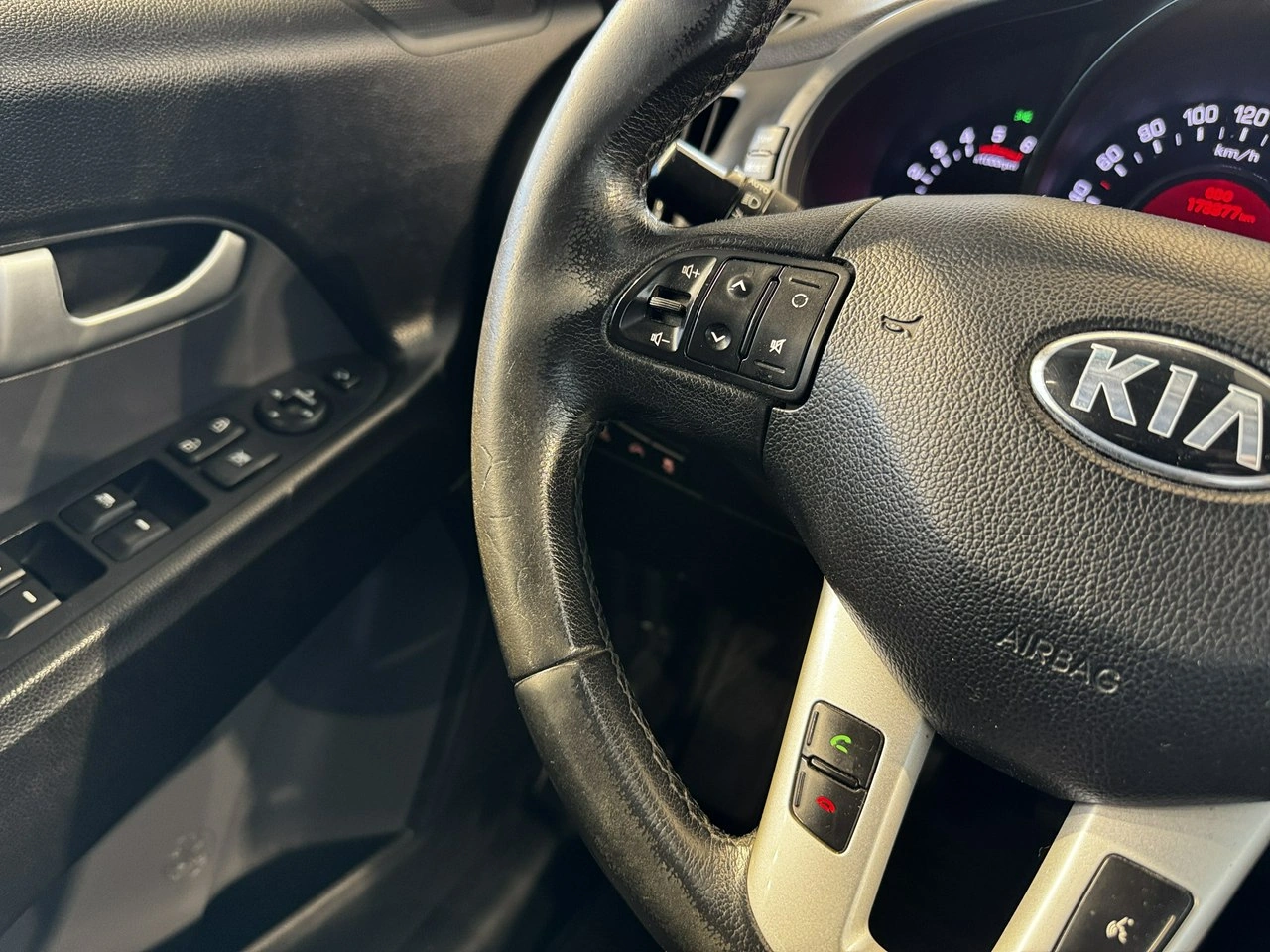 Kia Sportage - Zdjęcie 17