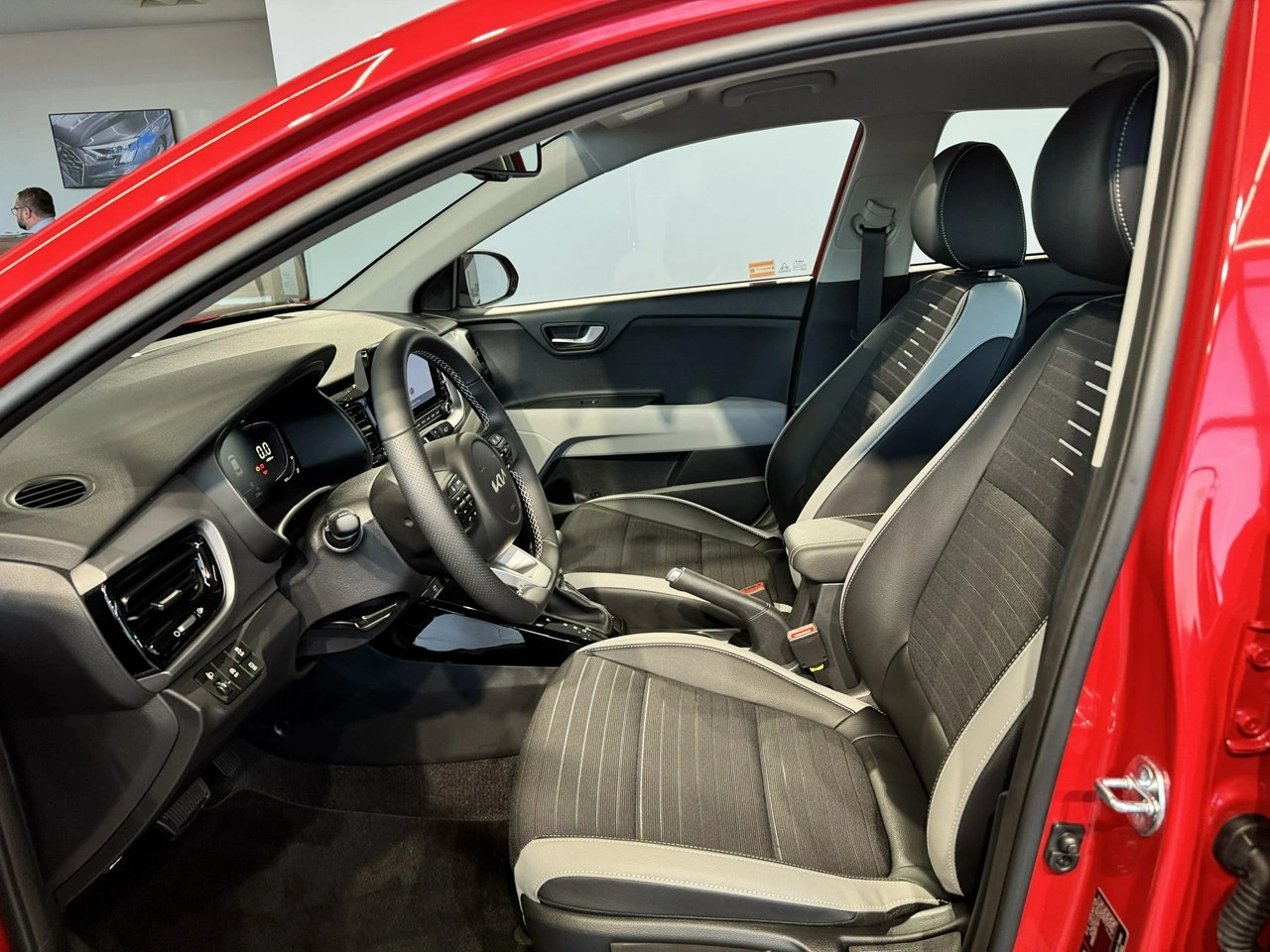 Kia Stonic - Zdjęcie 11