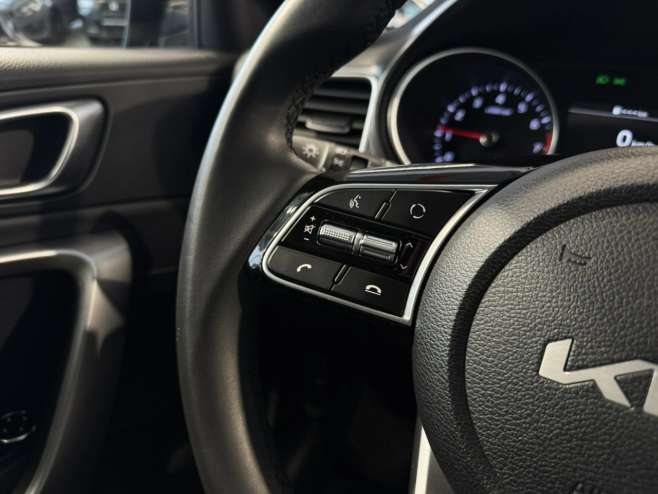 Kia XCeed - Zdjęcie 17