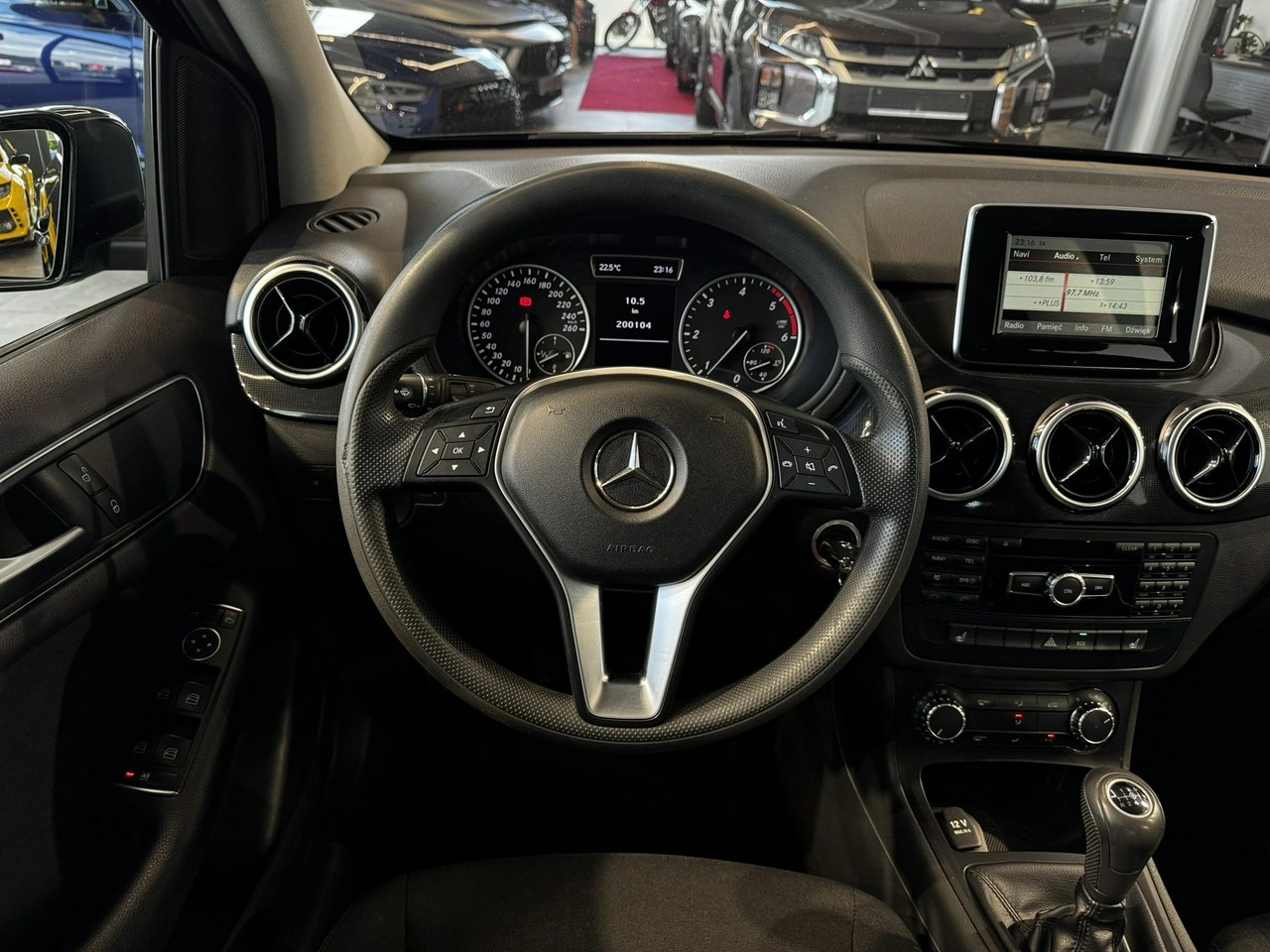 Mercedes B 180 - Zdjęcie 15