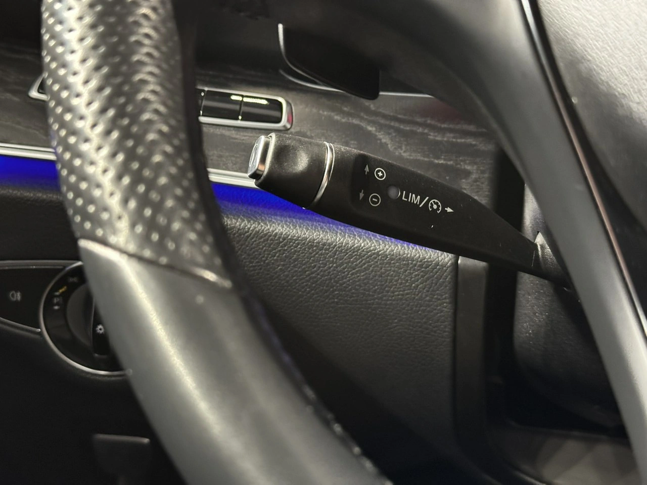 Mercedes E 220 - Zdjęcie 16