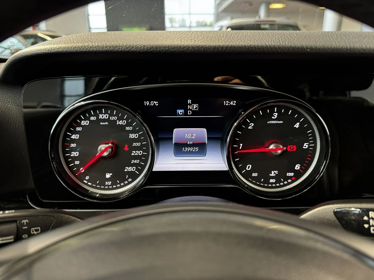 Mercedes E 220 - Zdjęcie 17