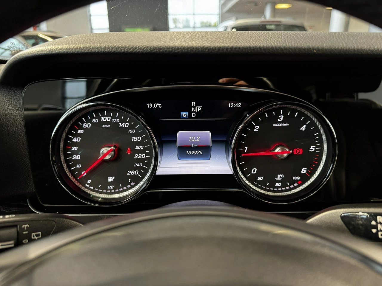 Mercedes E 220 - Zdjęcie 17