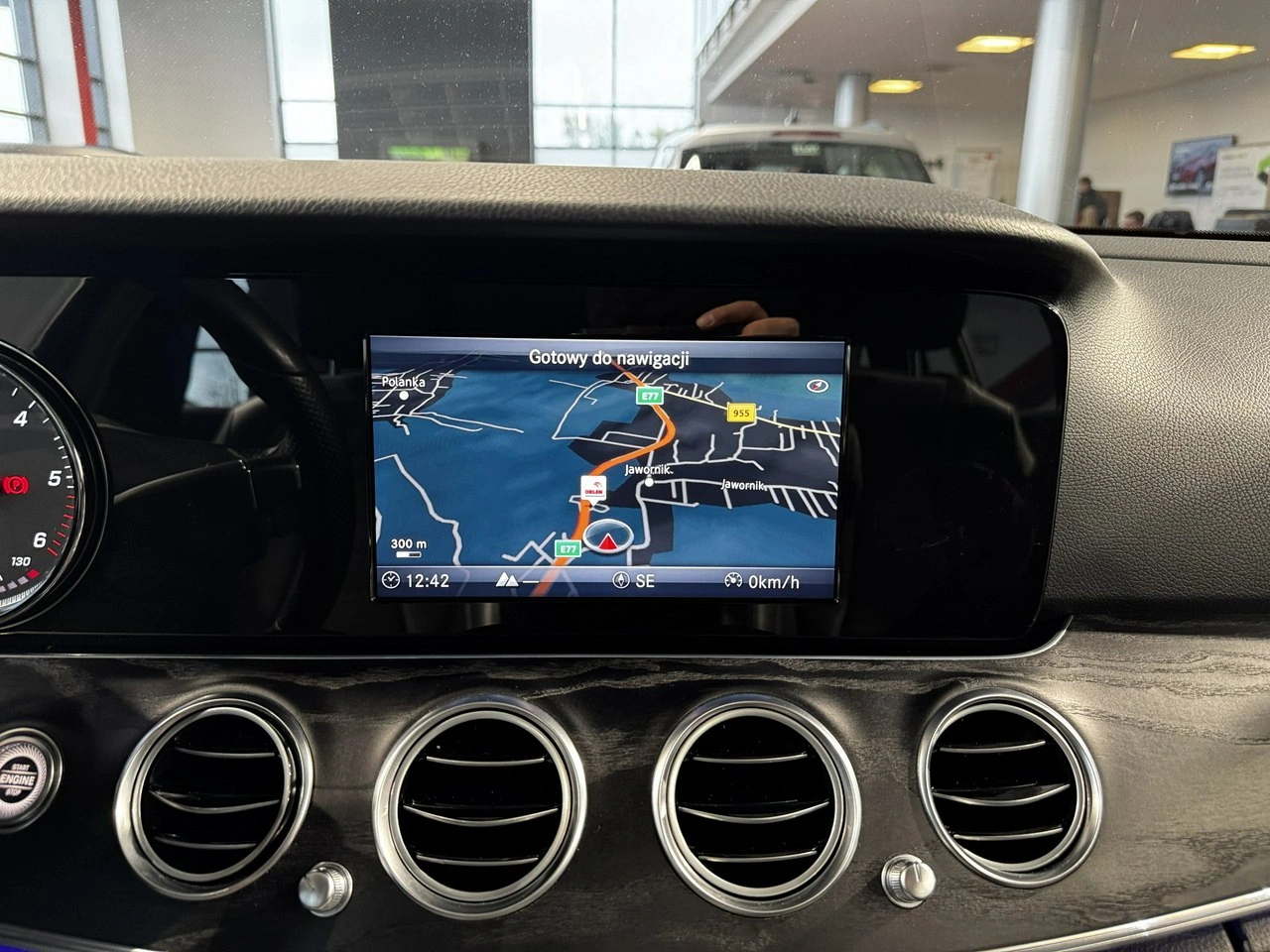 Mercedes E 220 - Zdjęcie 19