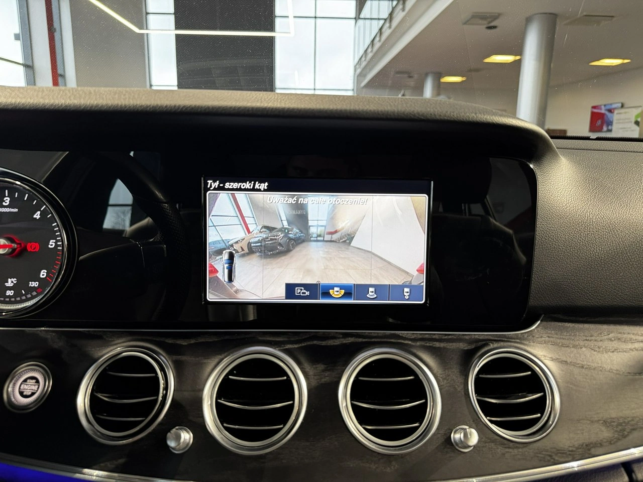 Mercedes E 220 - Zdjęcie 20