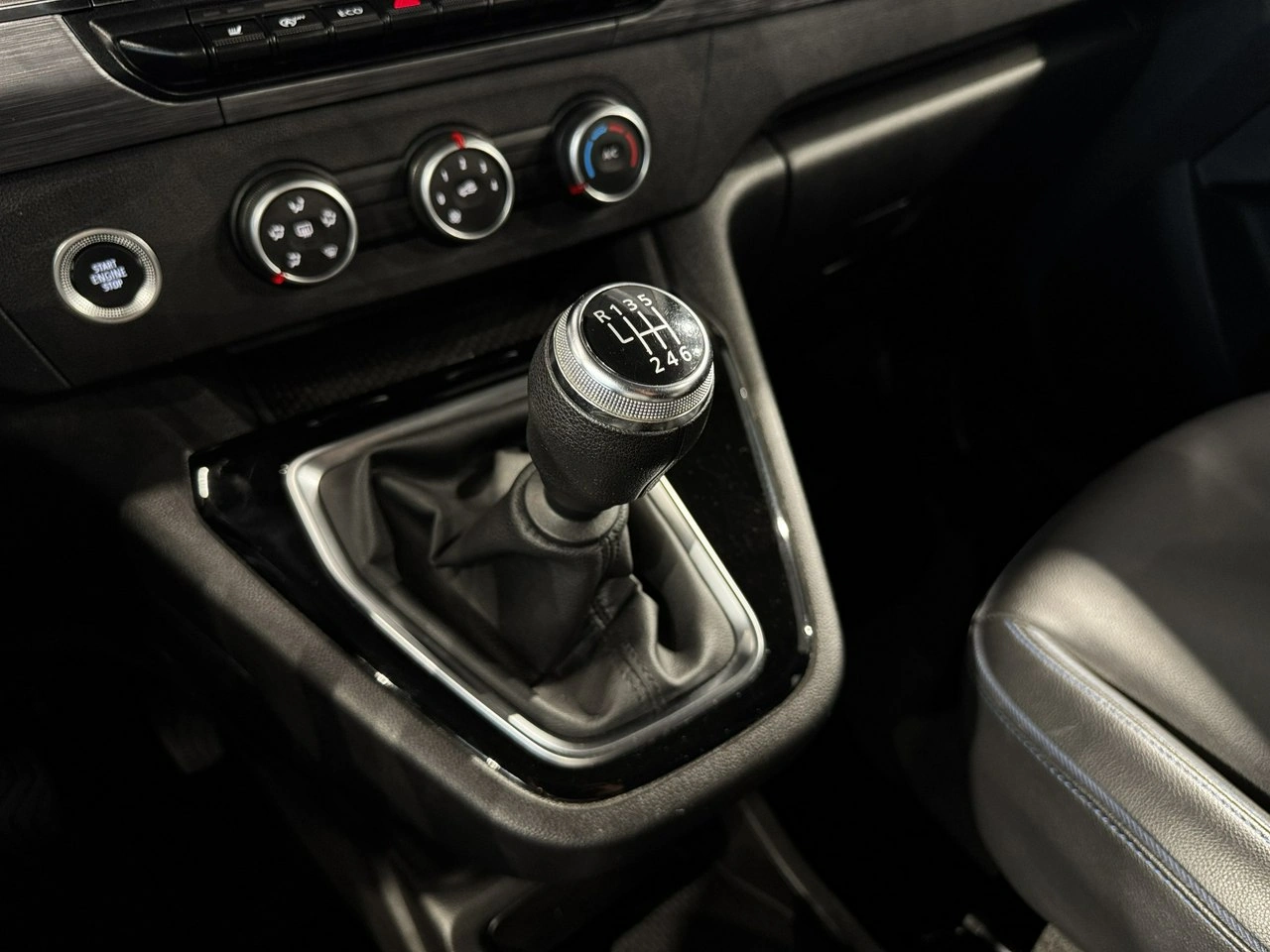 Nissan Townstar - Zdjęcie 25