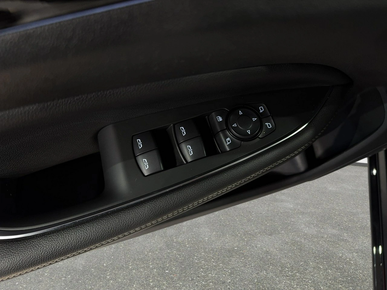 Opel Insignia - Zdjęcie 14