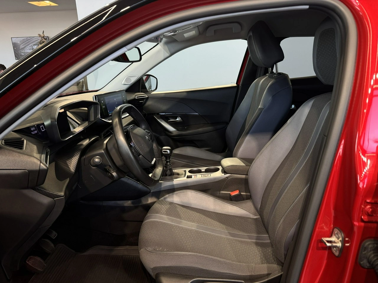 Peugeot 2008 - Zdjęcie 14