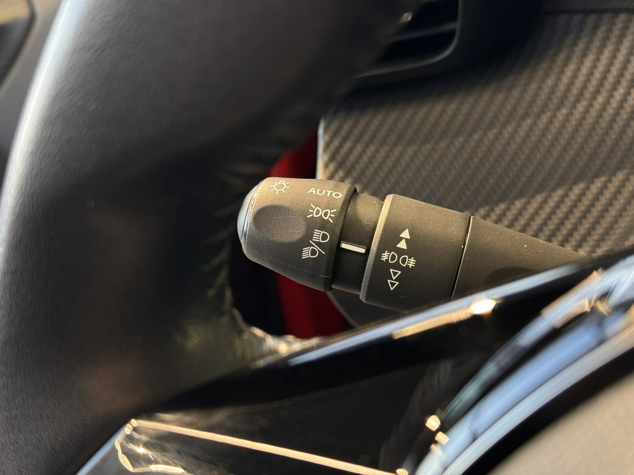 Peugeot 2008 - Zdjęcie 16