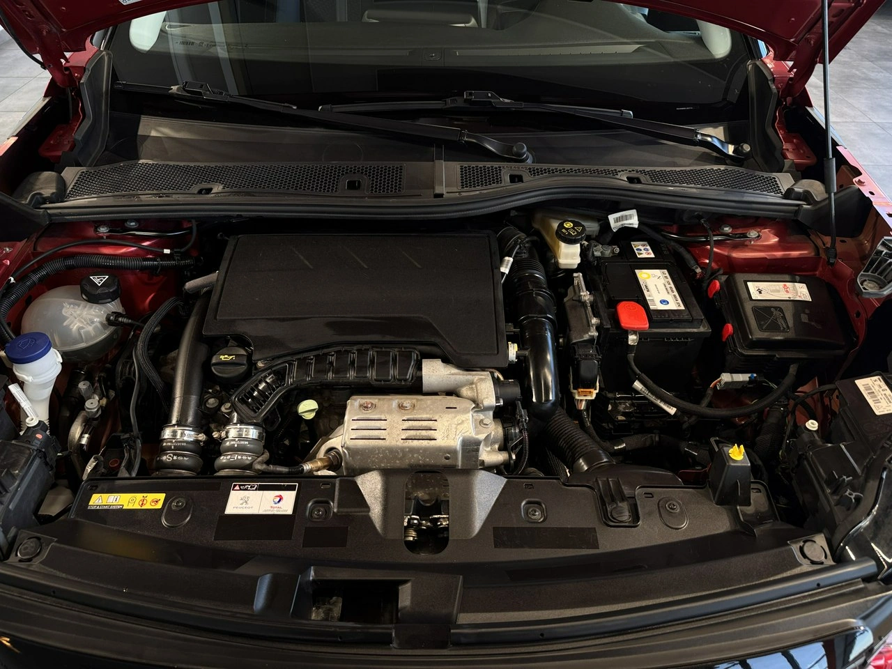 Peugeot 2008 - Zdjęcie 28