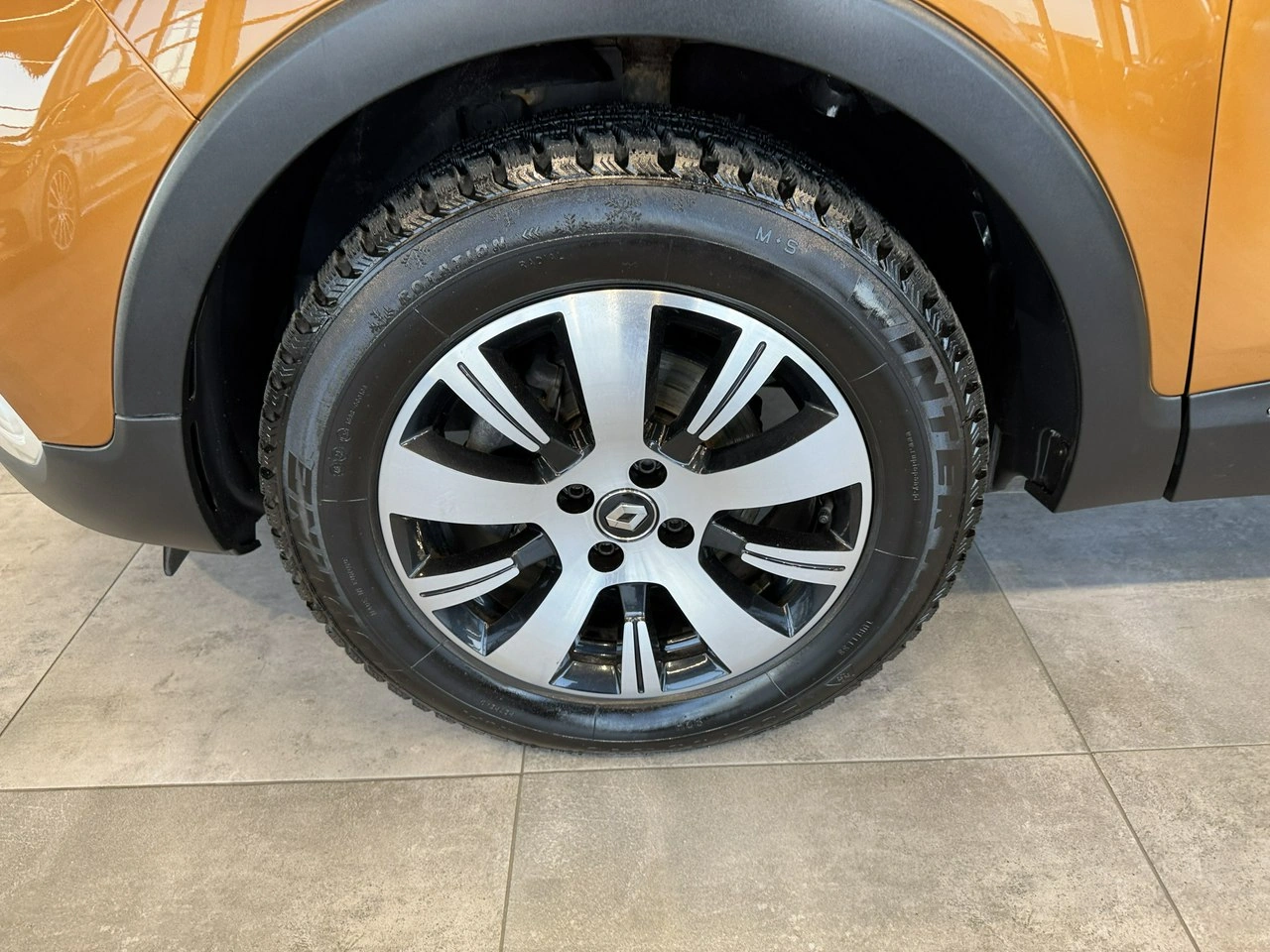 Renault Captur - Zdjęcie 9