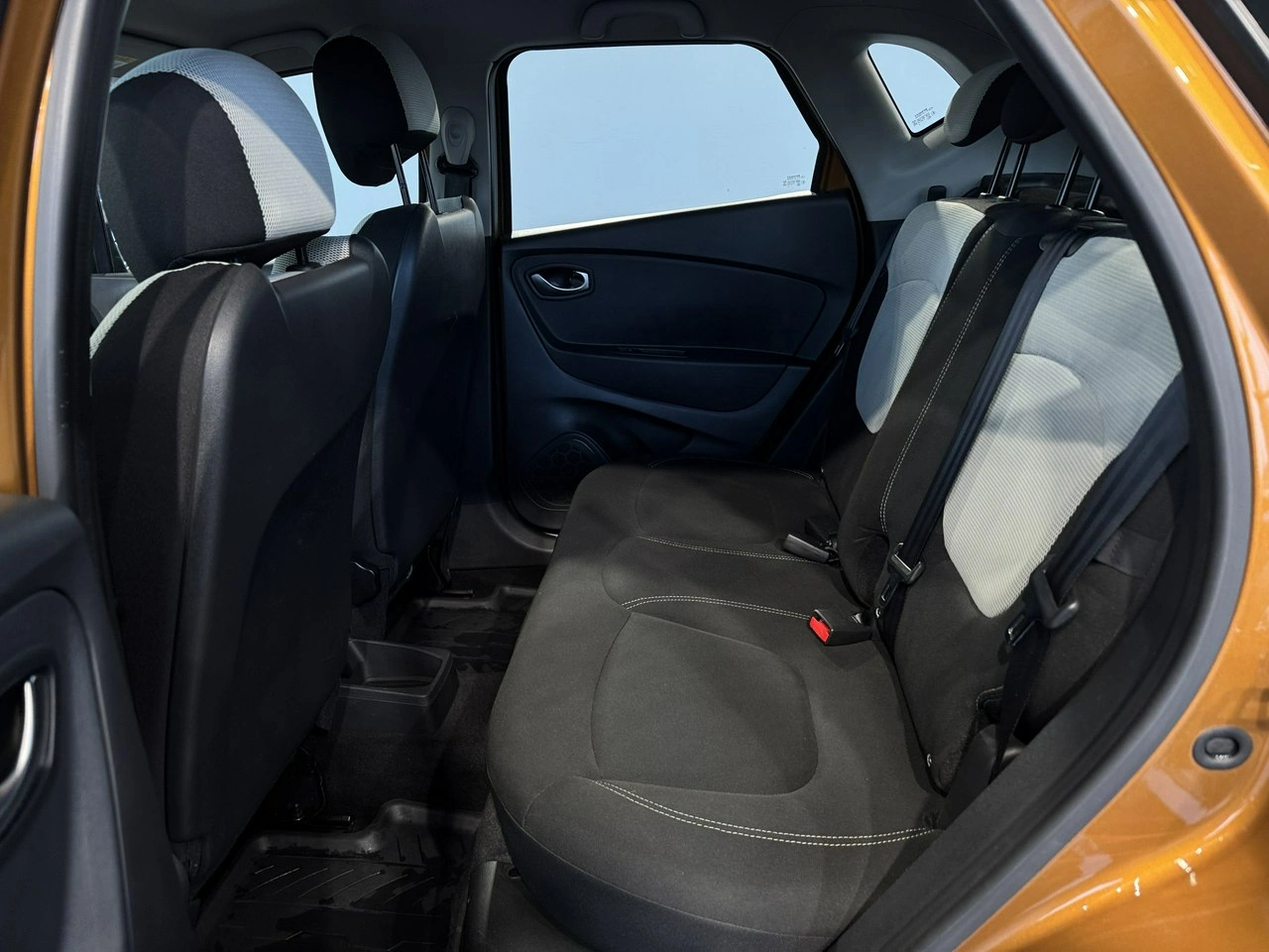 Renault Captur - Zdjęcie 12