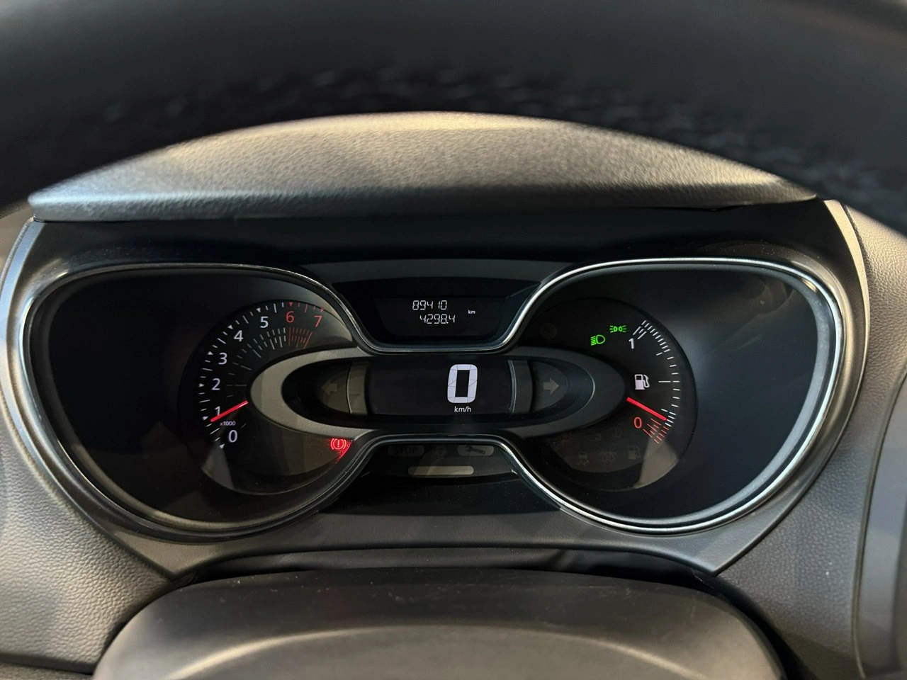 Renault Captur - Zdjęcie 21