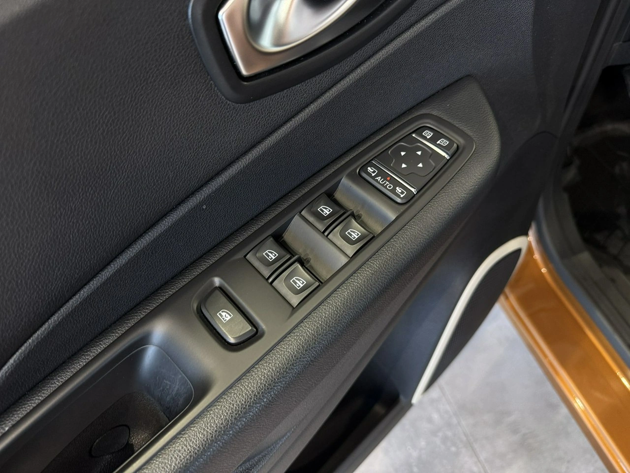 Renault Captur - Zdjęcie 25