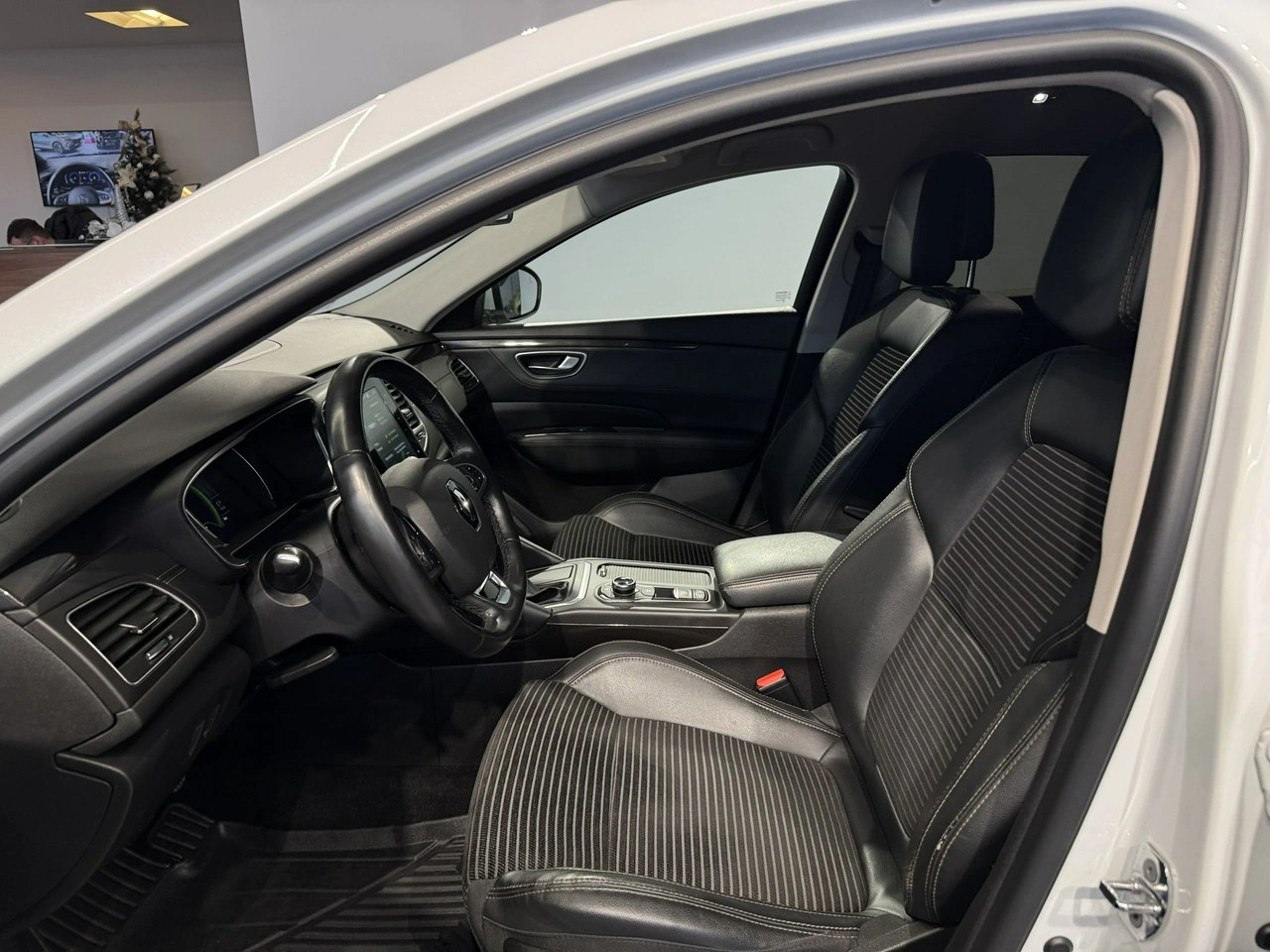 Renault Talisman - Zdjęcie 16