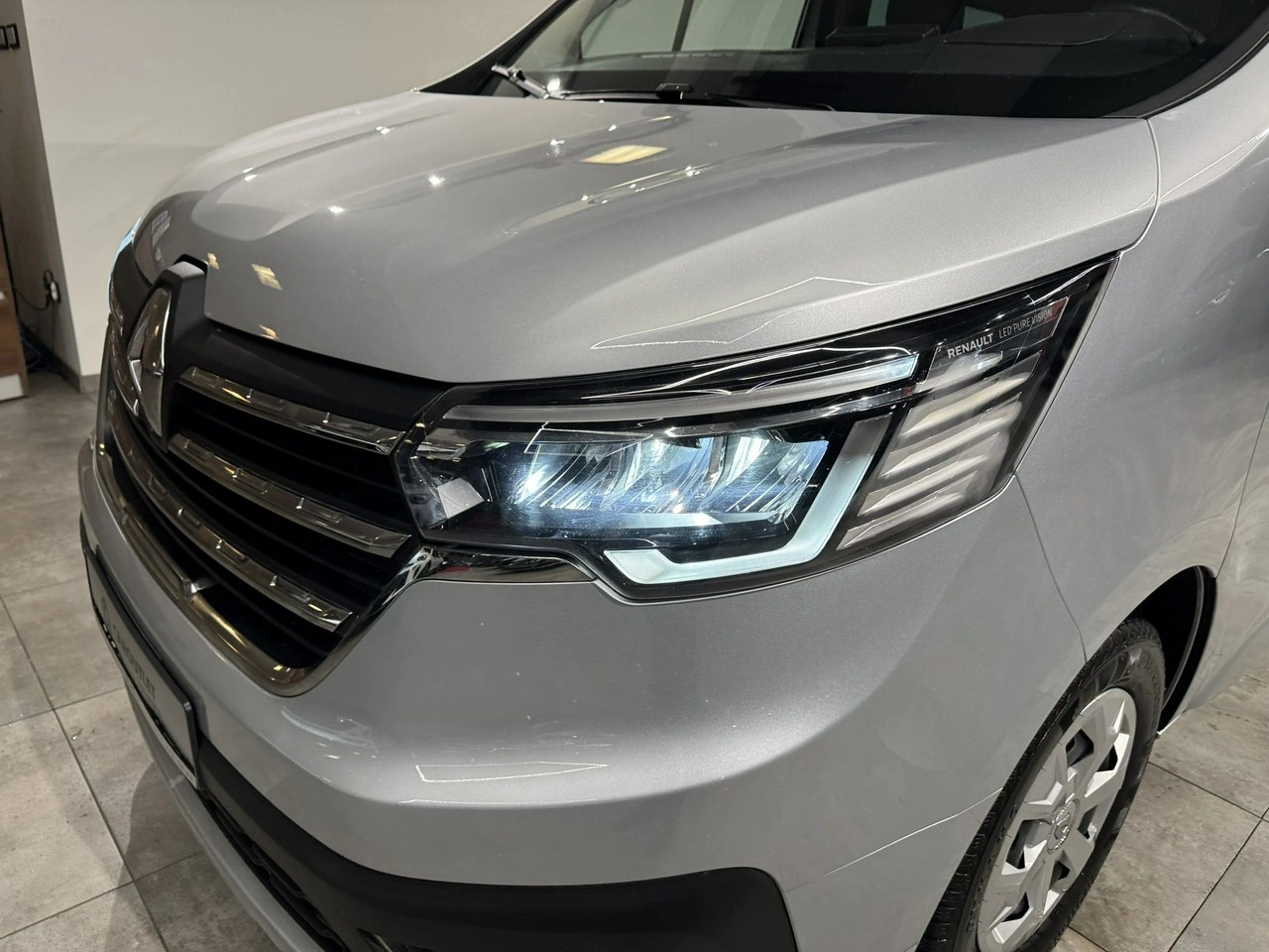 Renault Trafic - Zdjęcie 8