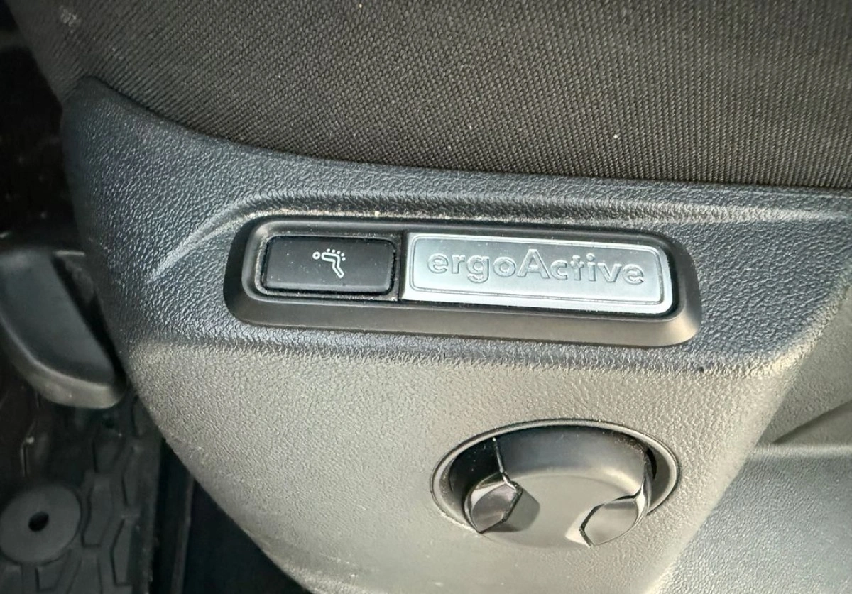 Volkswagen Tiguan - Zdjęcie 26