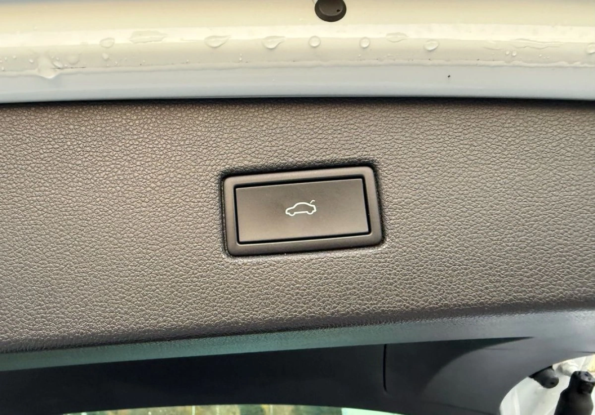 Volkswagen Tiguan - Zdjęcie 32