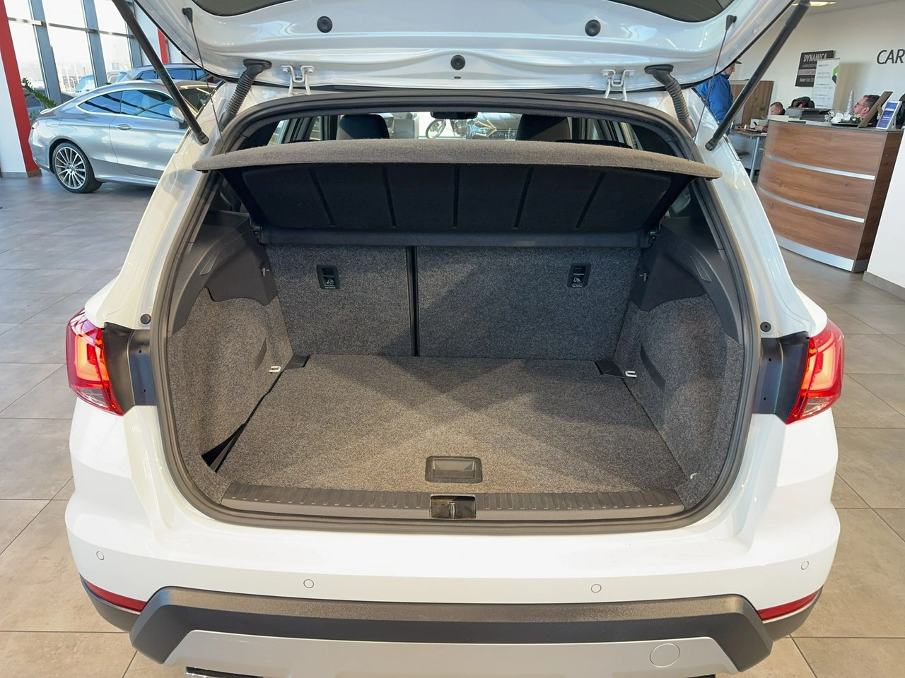 Seat Arona - Zdjęcie 12