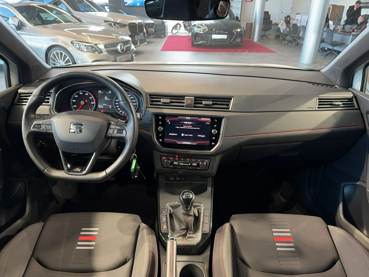 Seat Arona - Zdjęcie 13