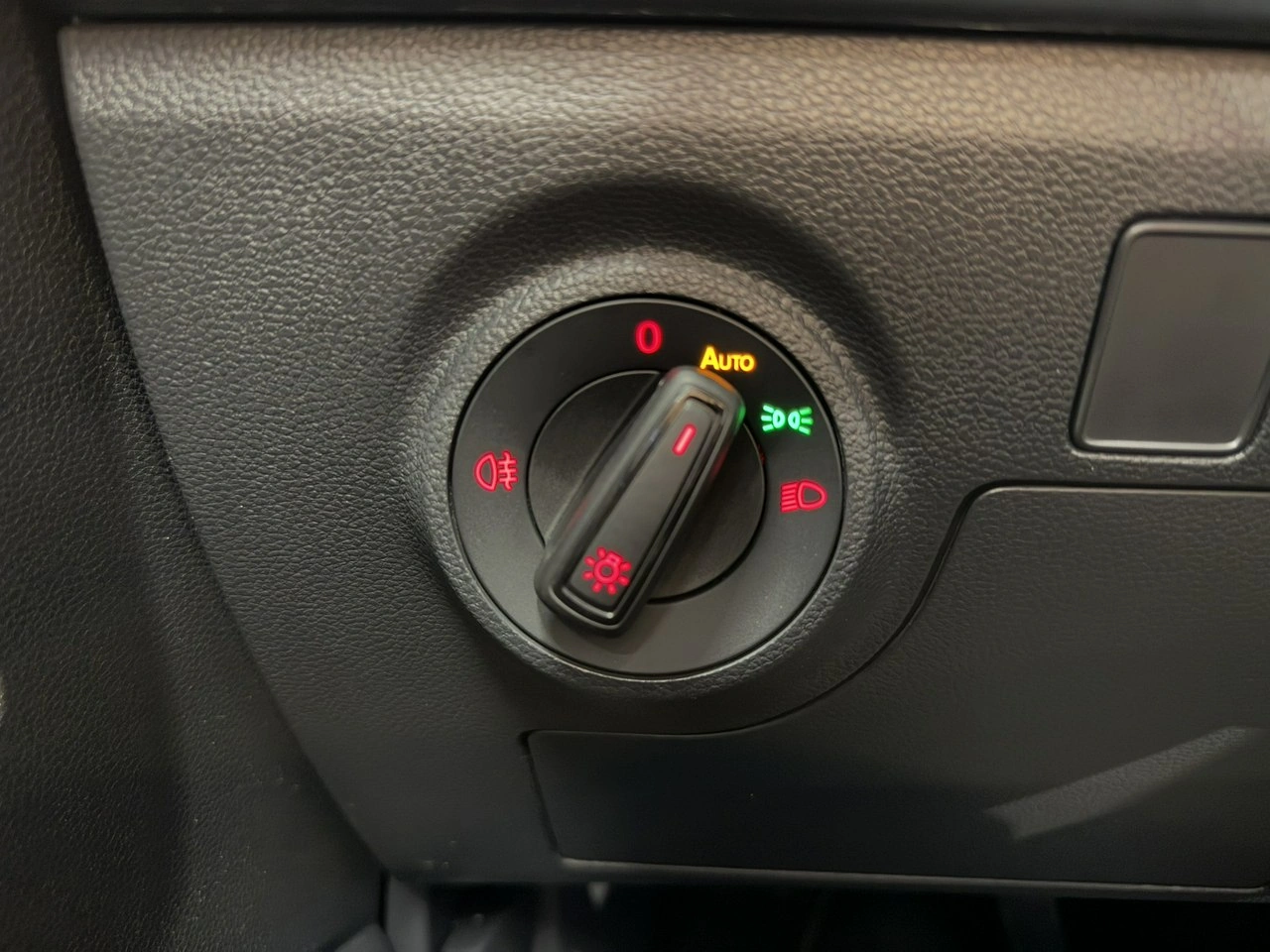 Seat Arona - Zdjęcie 26