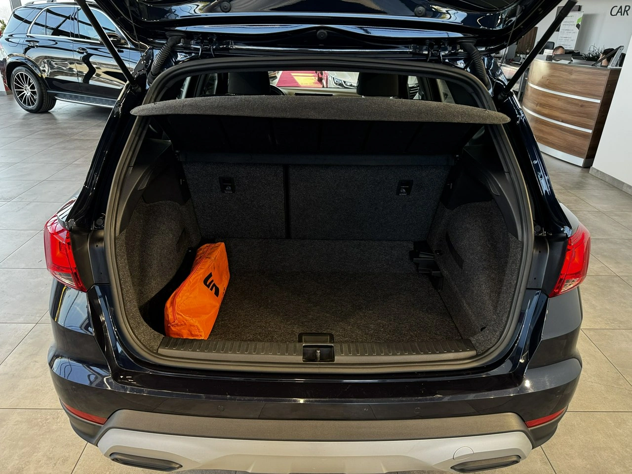 Seat Arona - Zdjęcie 11