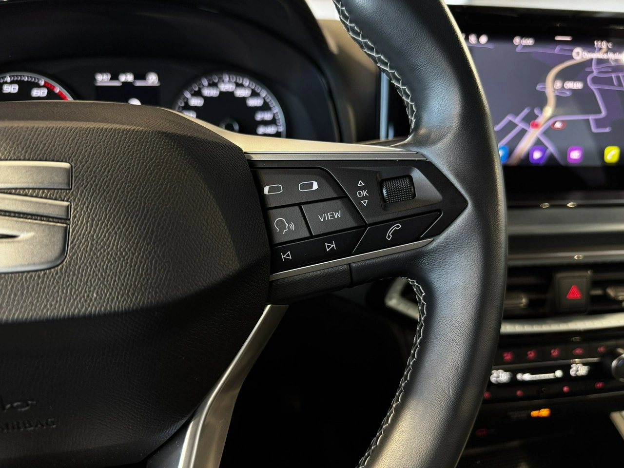 Seat Arona - Zdjęcie 19