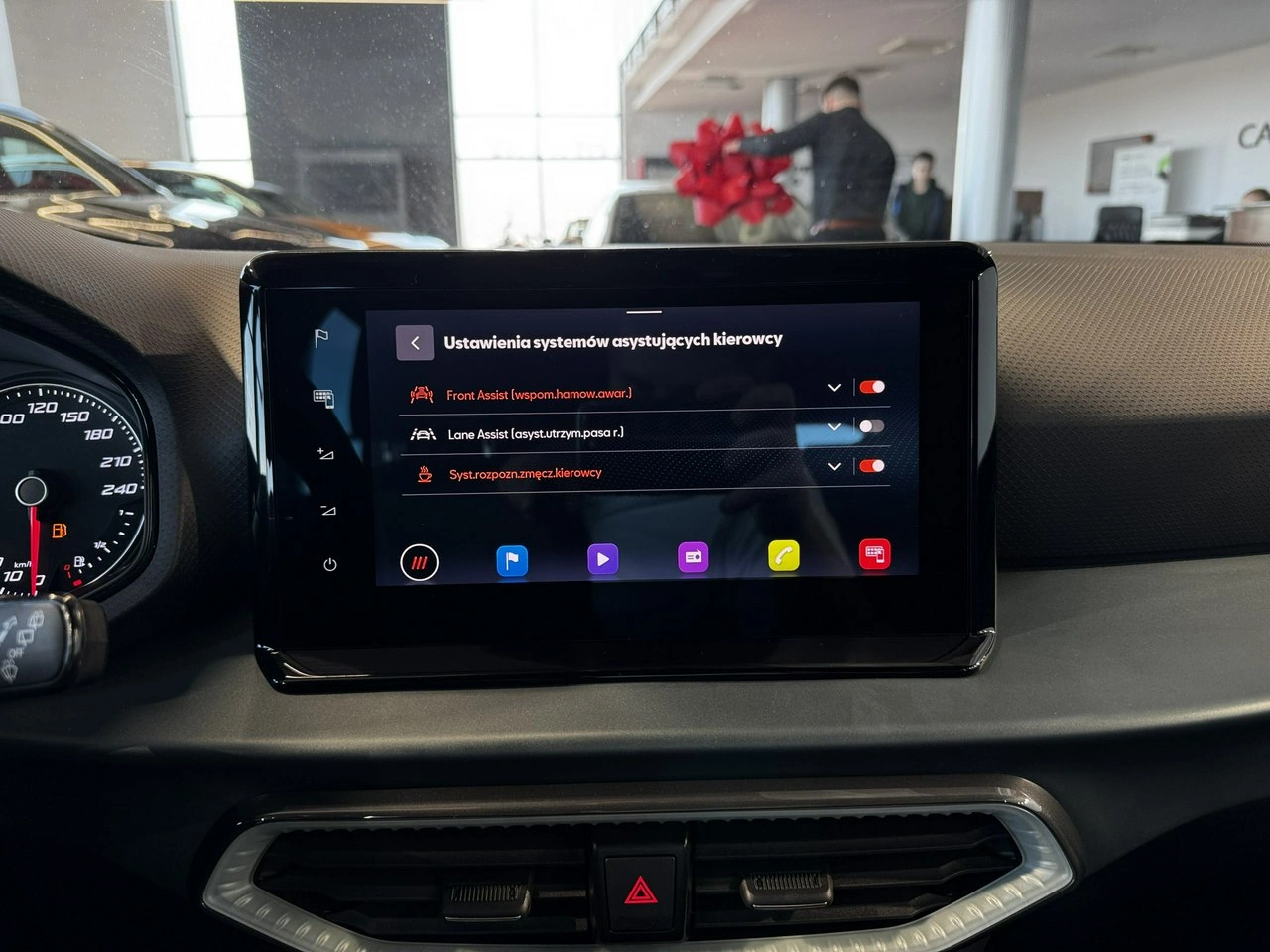 Seat Arona - Zdjęcie 25