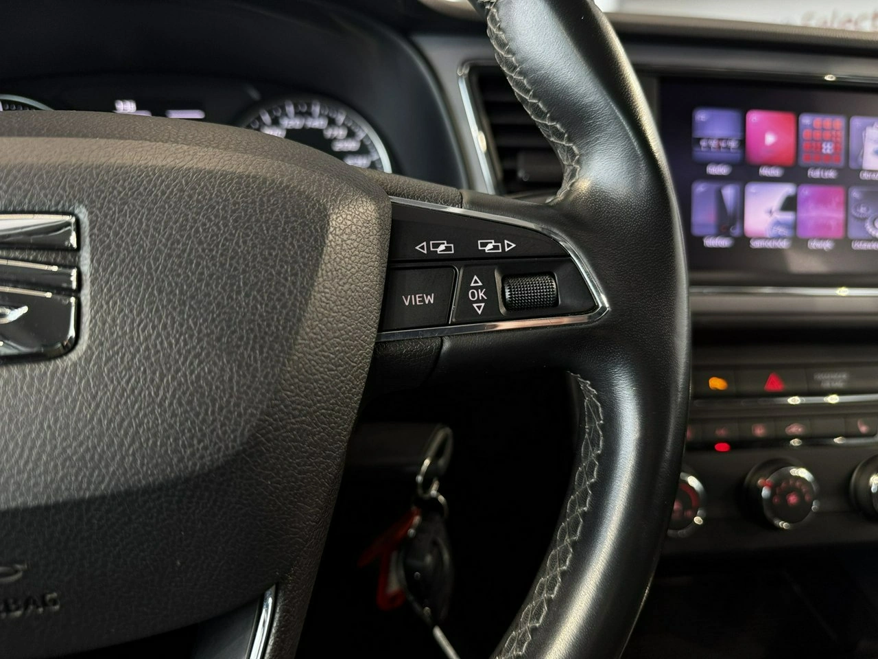 Seat Leon - Zdjęcie 14