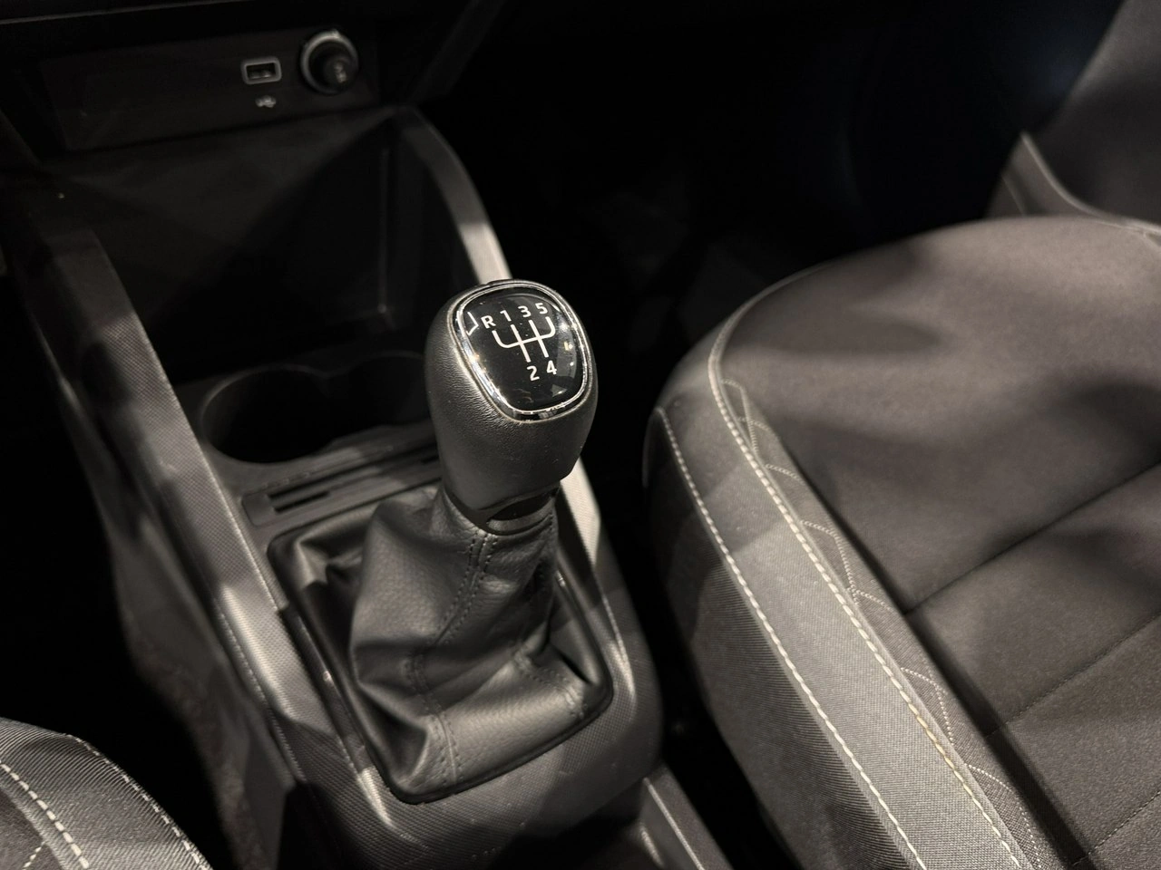 Skoda Fabia - Zdjęcie 23