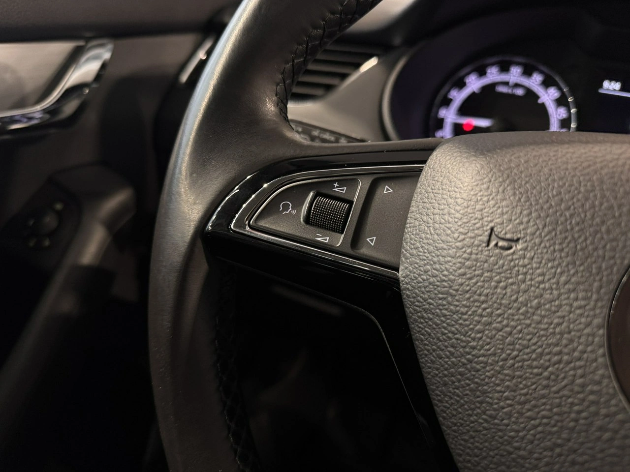 Skoda Octavia - Zdjęcie 17